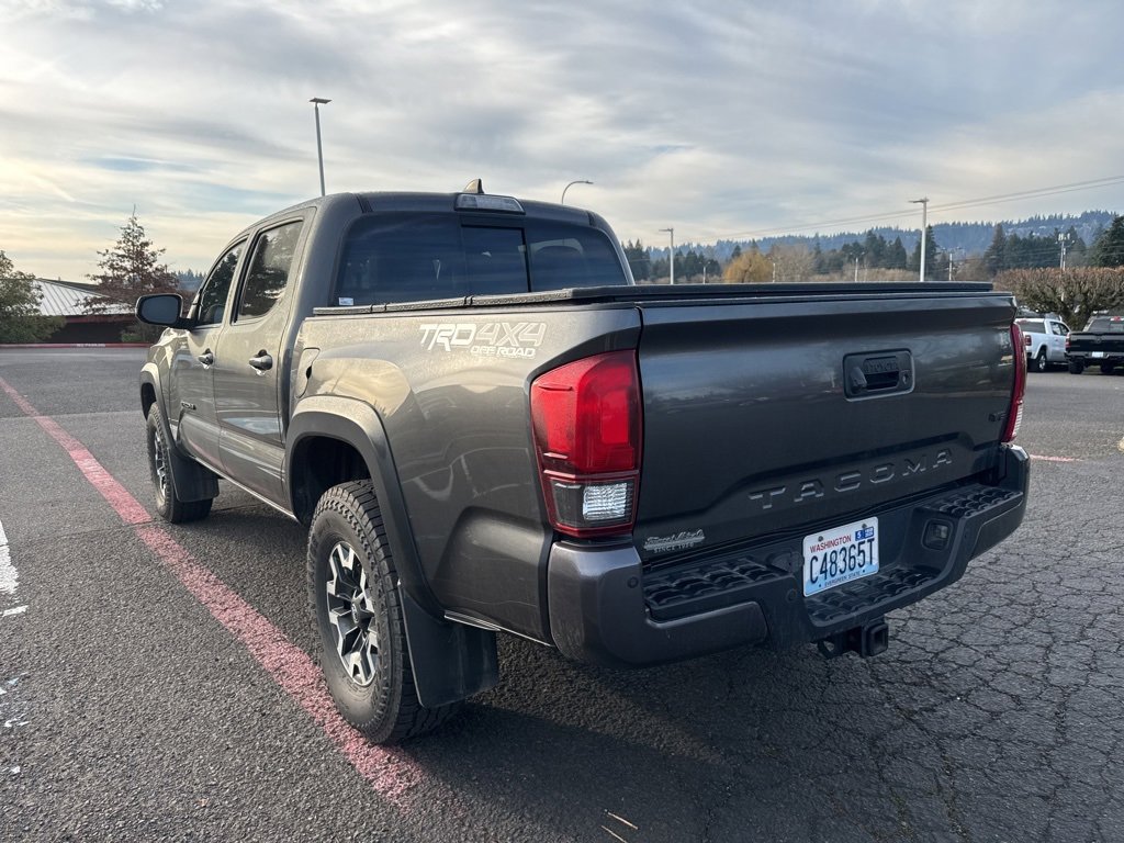 Used 2019 Toyota Tacoma TRD Off-Road image 5