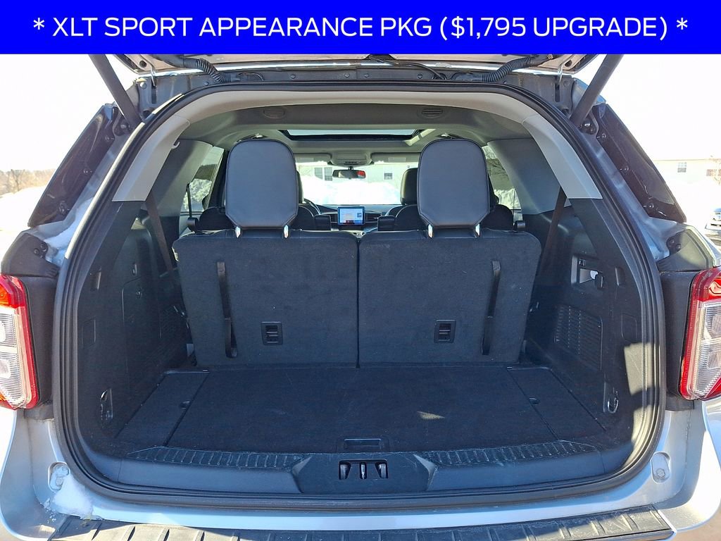 Used 2022 Ford Explorer XLT w/ Equipment Group 202A image 29