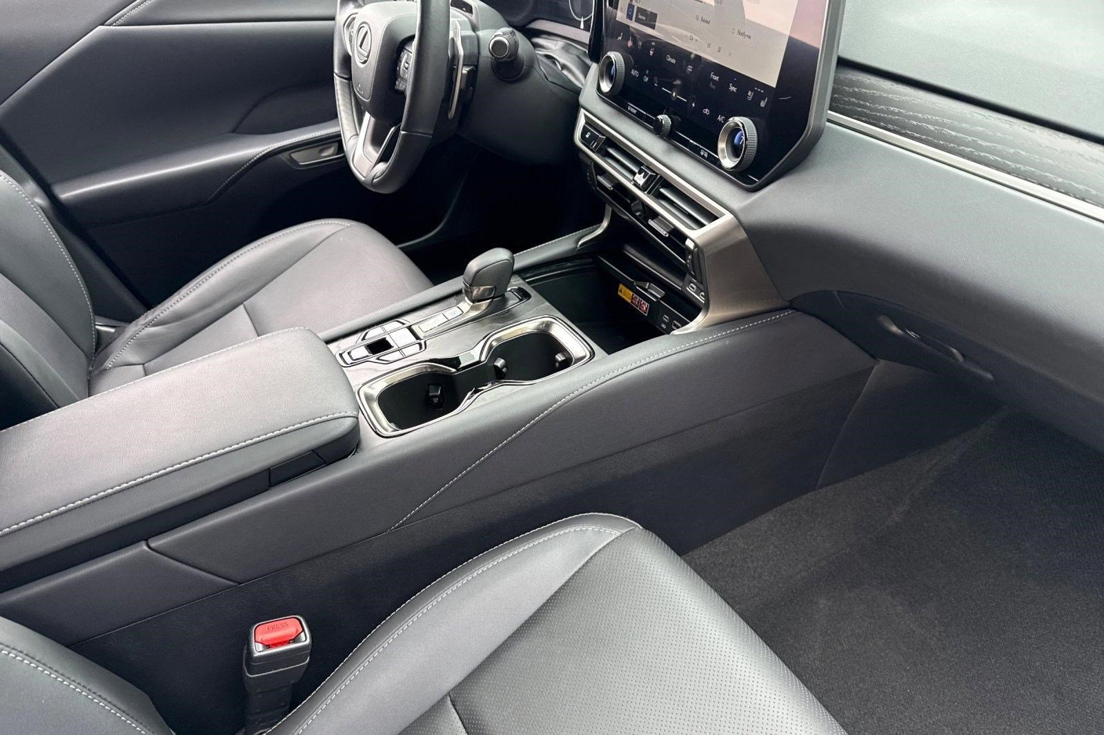 Certified 2024 Lexus RX 350 Premium w/ Convenience Package AWD/4WD image 32