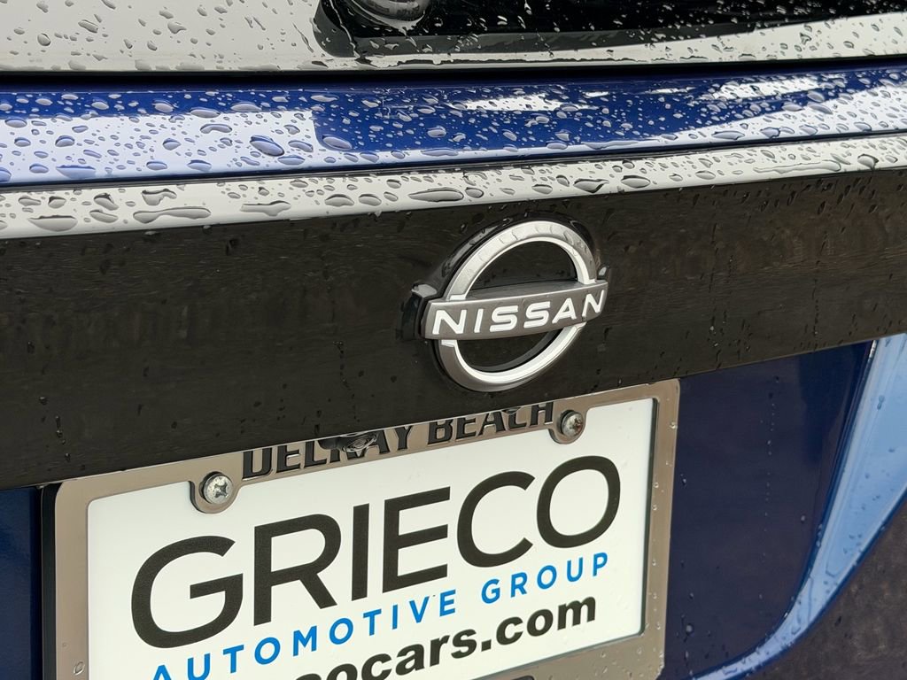 Certified 2025 Nissan Kicks SV FWD image 15