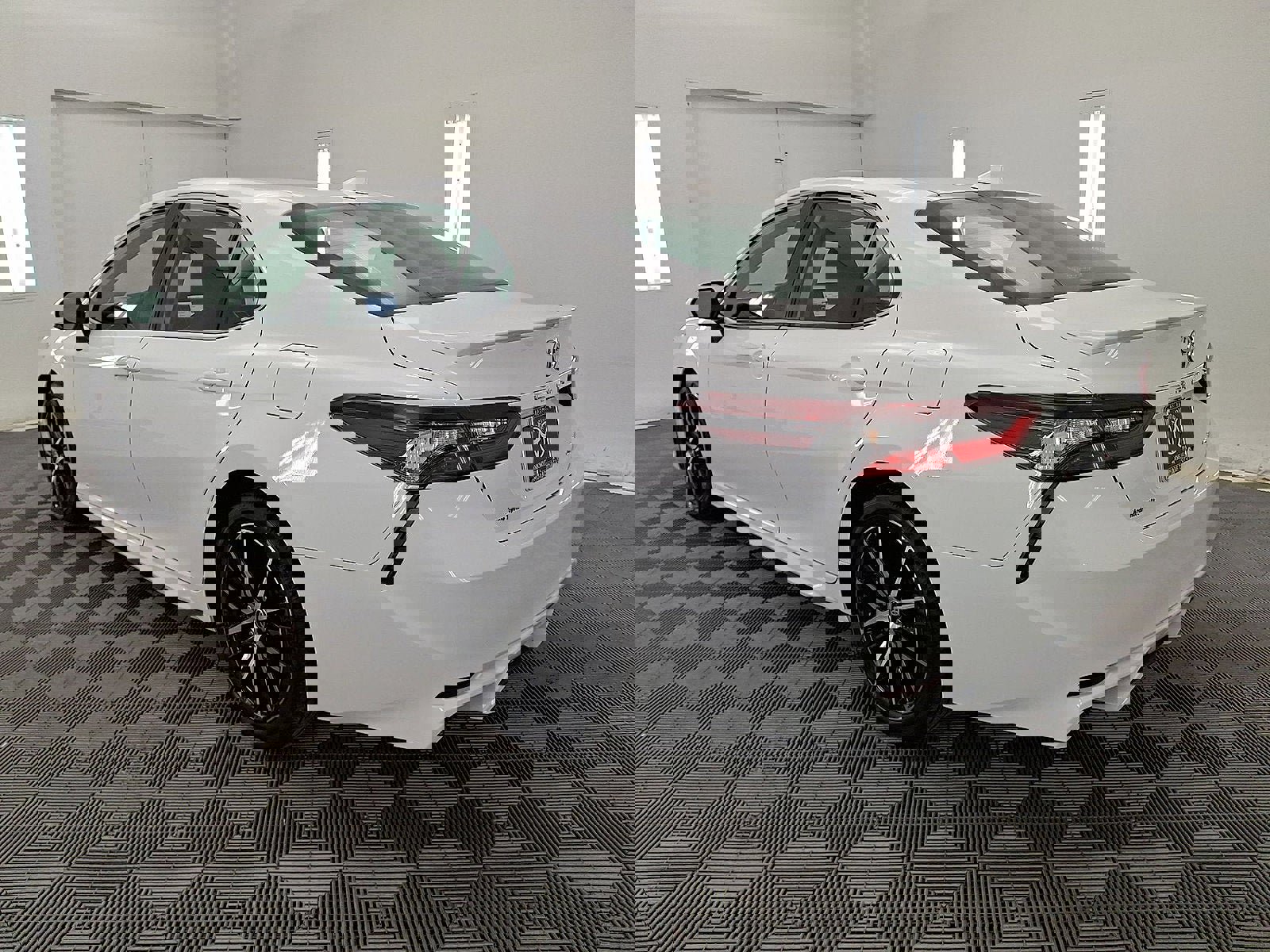 Certified 2024 Toyota Camry SE w/ Cold Weather Package image 22