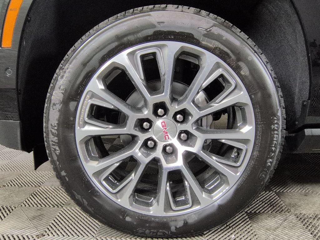 New 2026 GMC Yukon Denali AWD/4WD image 9