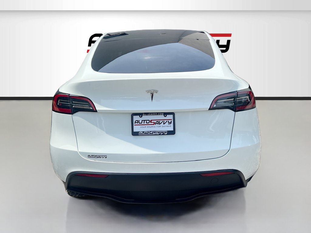 Used 2024 Tesla Model Y Long Range RWD image 6