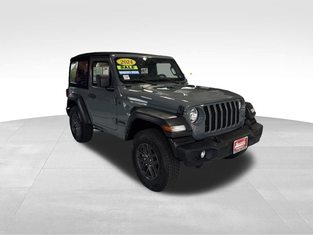 Used 2024 Jeep Wrangler Sport AWD/4WD image 8
