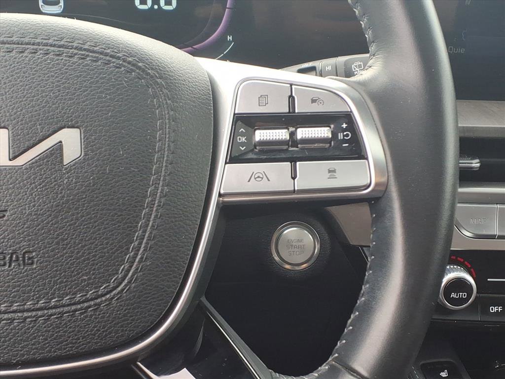 Used 2023 Kia Telluride EX w/ EX Captain's Chair Package image 19