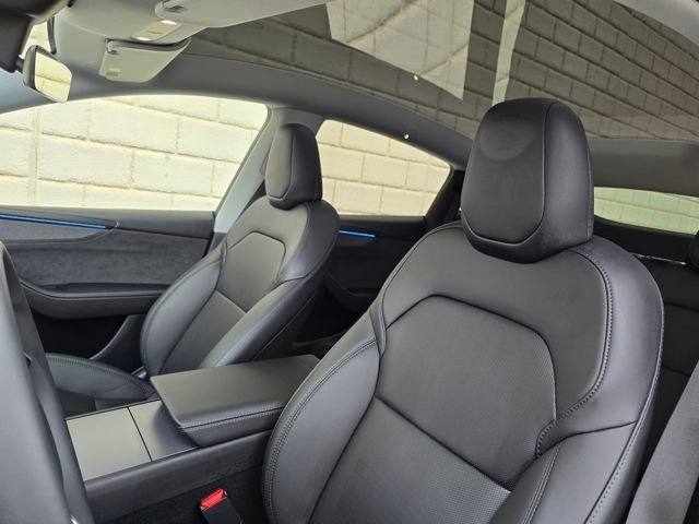 Used 2026 Tesla Model Y Long Range image 23