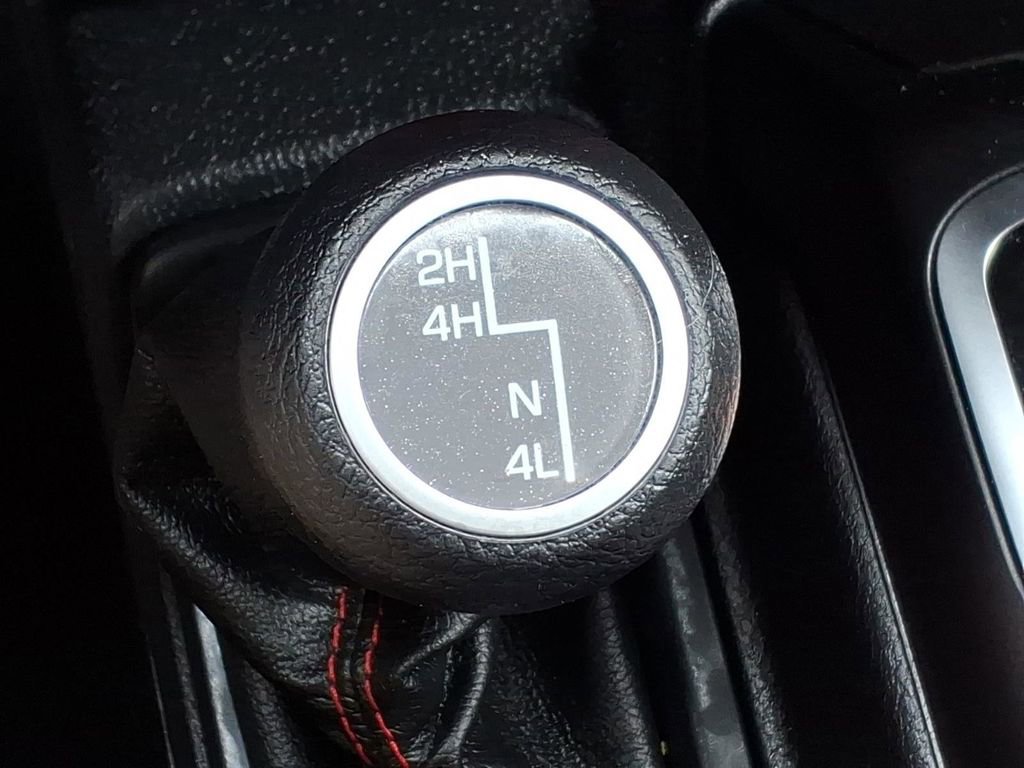 Used 2021 Jeep Wrangler Unlimited Rubicon w/ LED Lighting Group AWD/4WD image 19