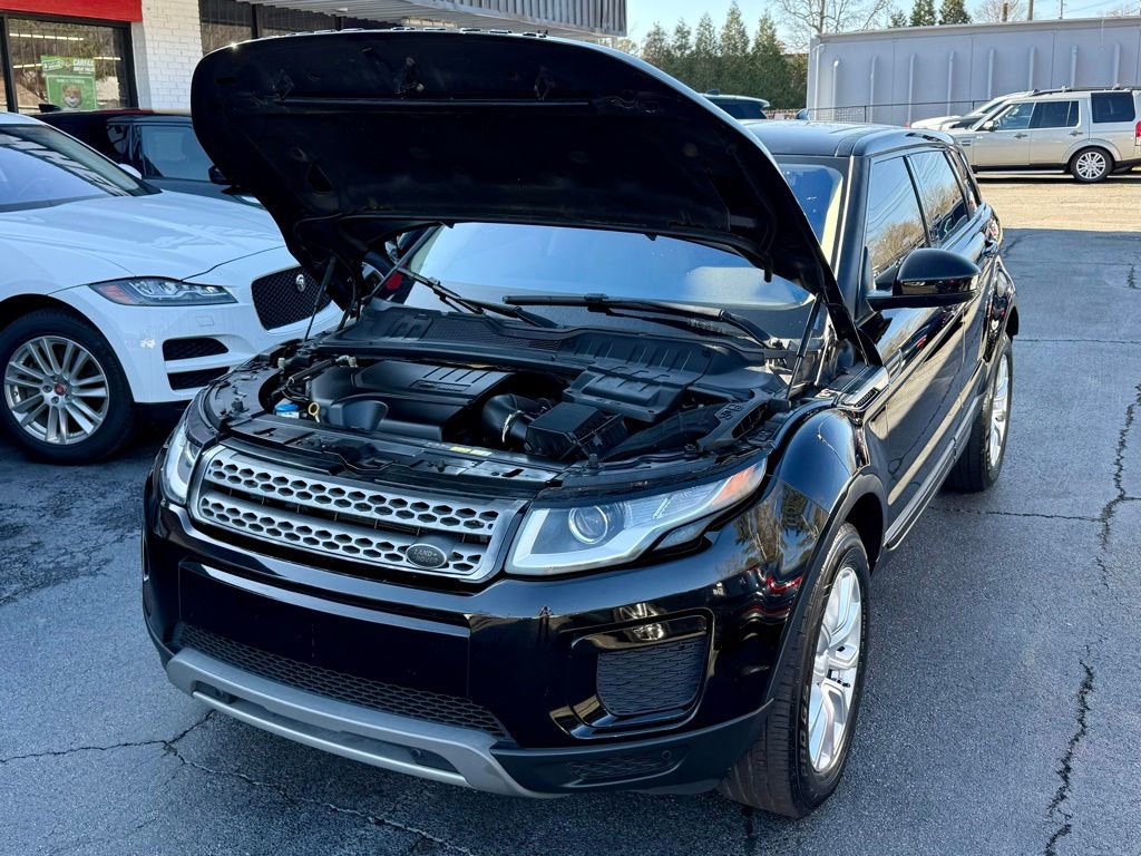 Used 2018 Land Rover Range Rover Evoque SE Premium image 7