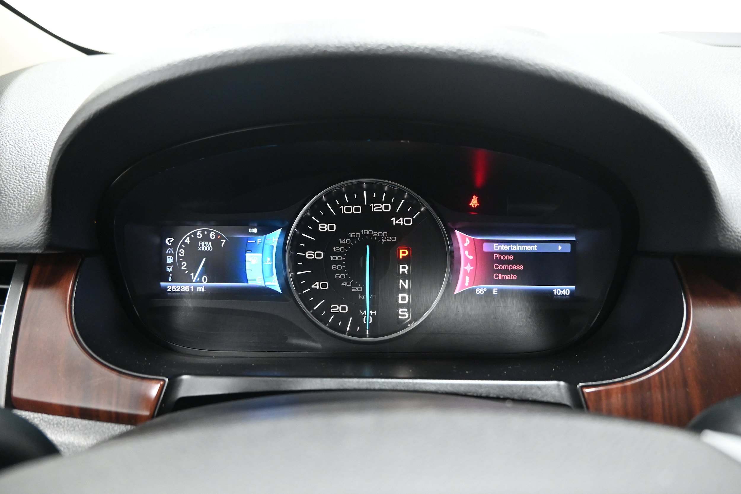 Used 2013 Ford Edge Limited FWD image 8