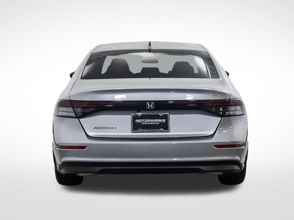 Used 2024 Honda Accord EX image 4