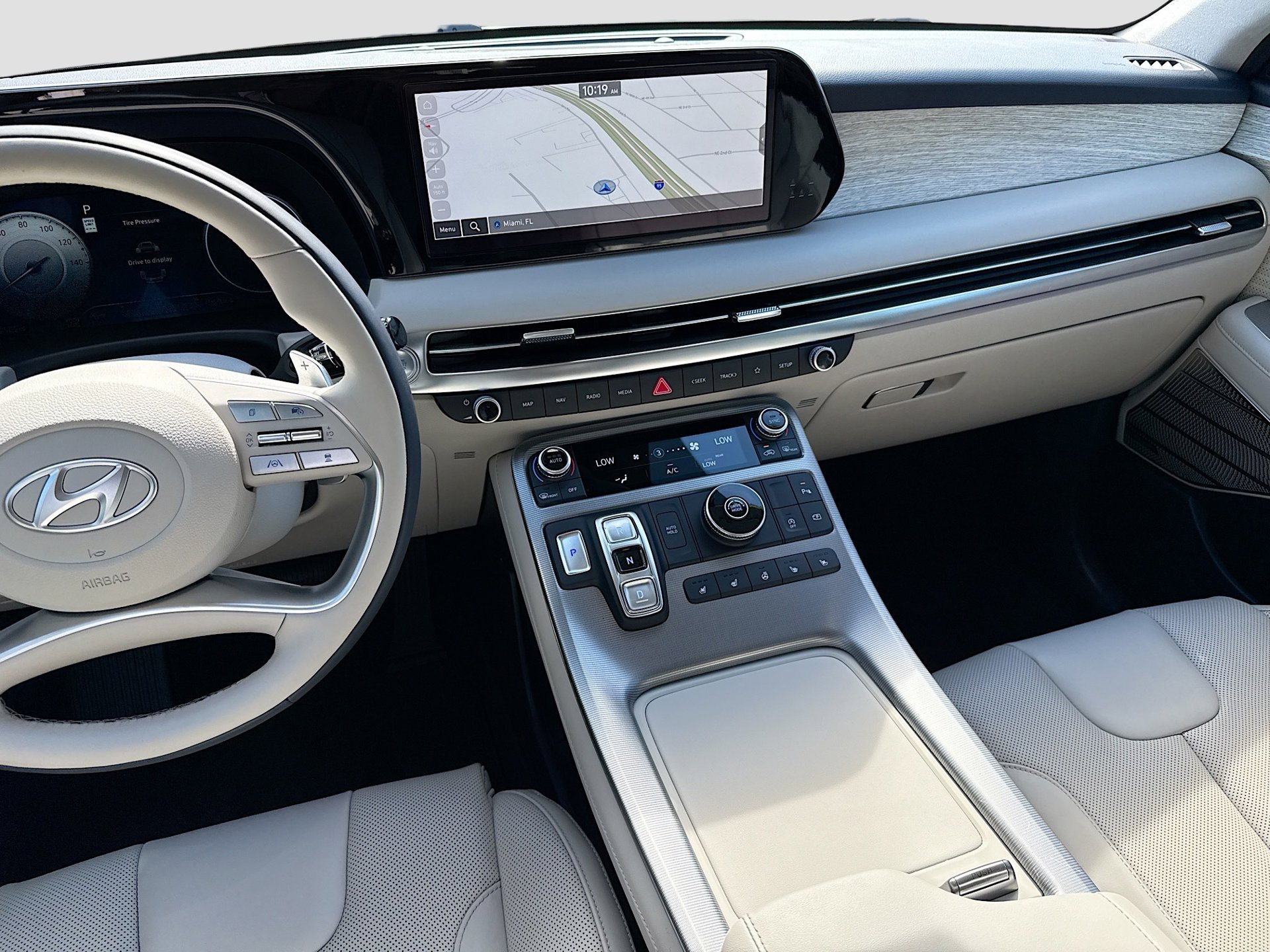 Used 2025 Hyundai Palisade Calligraphy FWD image 17