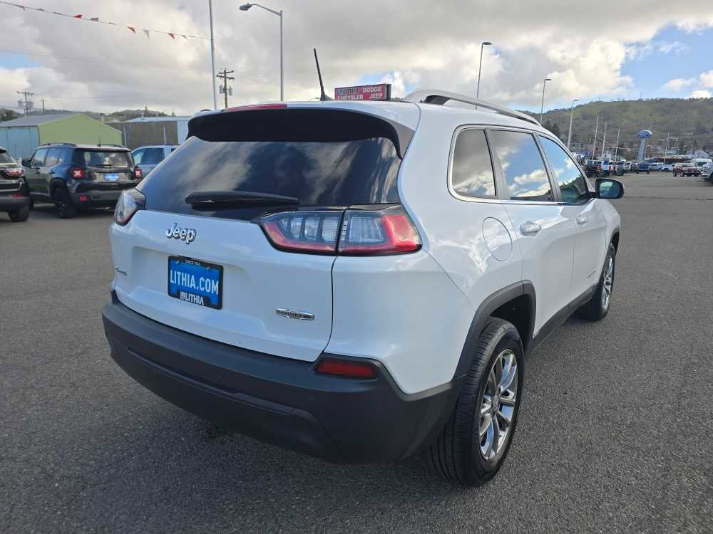 Used 2020 Jeep Cherokee Latitude Plus image 5