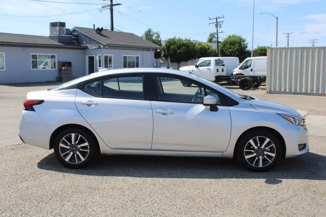 Used 2024 Nissan Versa SV FWD image 3