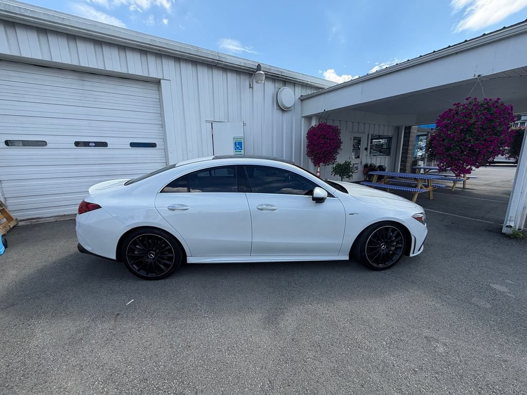 Used 2021 Mercedes-Benz CLA 35 AMG 4MATIC image 6
