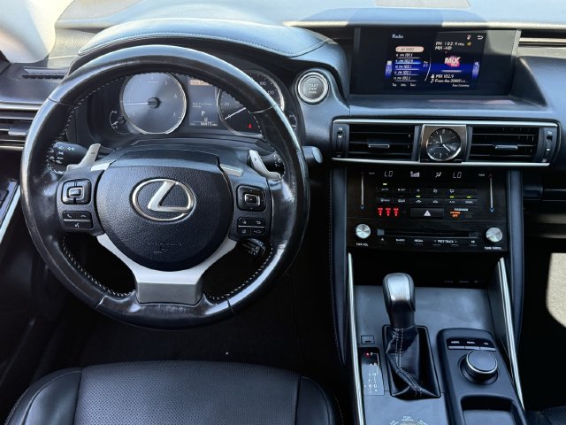 Used 2017 Lexus IS 200t RWD image 11