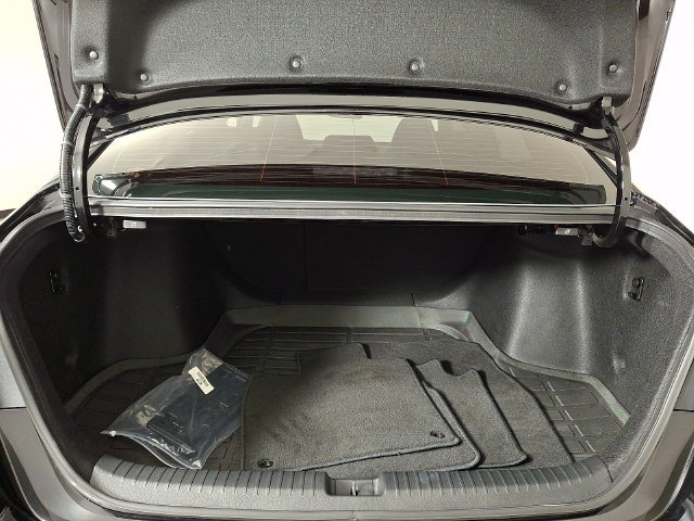 Used 2025 Honda Accord Sport image 30