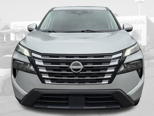Used 2024 Nissan Rogue SV FWD image 5