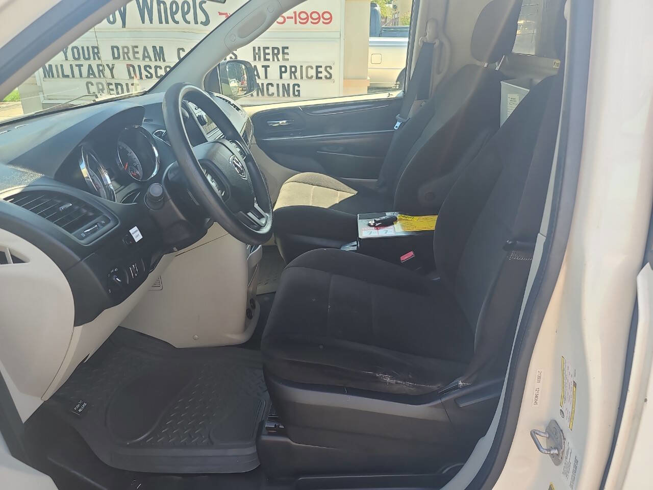 Used 2013 RAM C/V Tradesman image 14