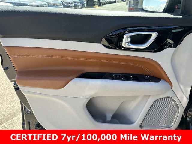 Certified 2022 Jeep Compass Limited image 17