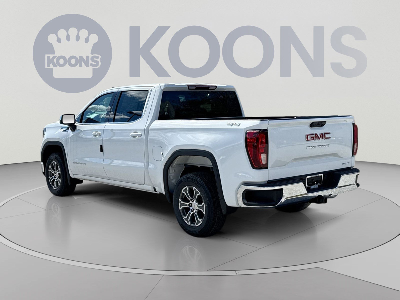 New 2026 GMC Sierra 1500 SLE AWD/4WD image 4