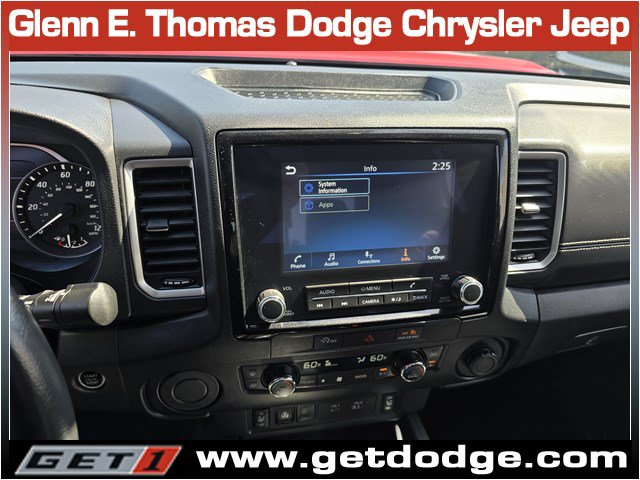 Used 2024 Nissan Frontier SL RWD image 14