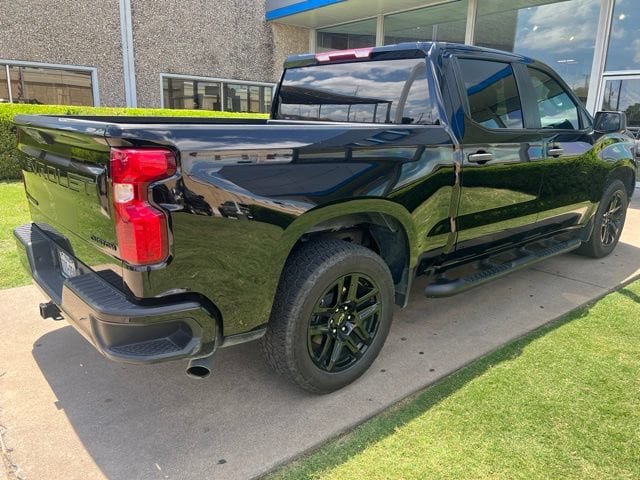 Used 2024 Chevrolet Silverado 1500 Custom w/ Rally Edition RWD image 3