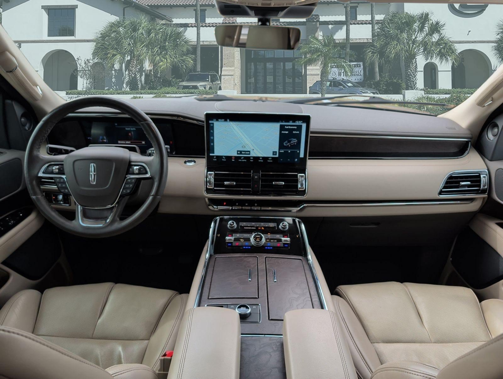 Used 2023 Lincoln Navigator Reserve AWD/4WD image 27