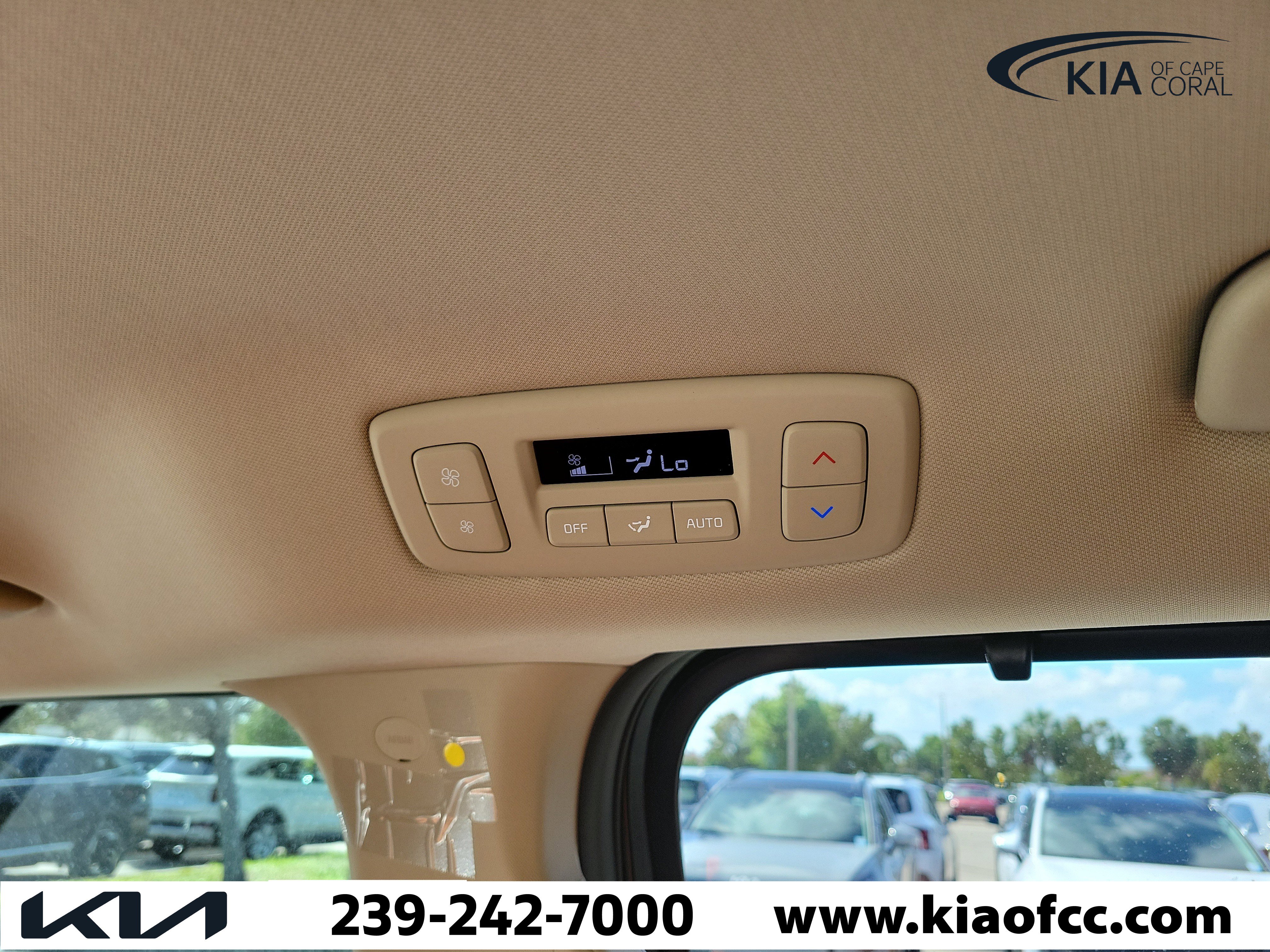 New 2026 Kia Carnival SX image 17