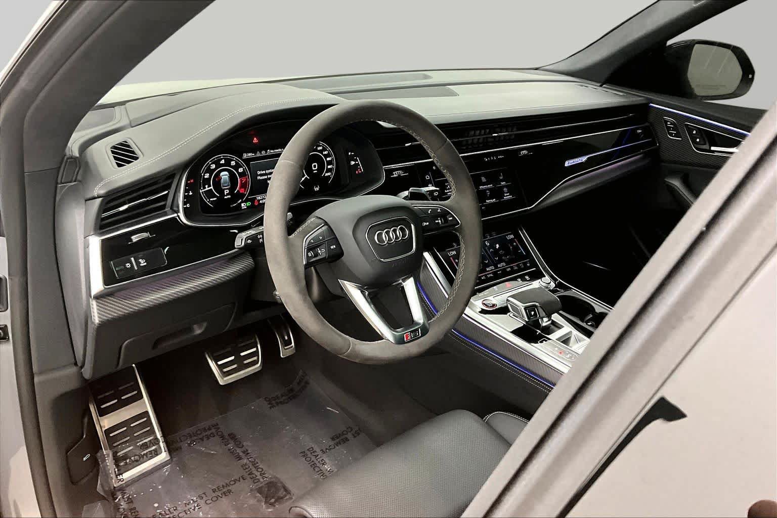 Used 2024 Audi RS Q8 AWD/4WD image 17