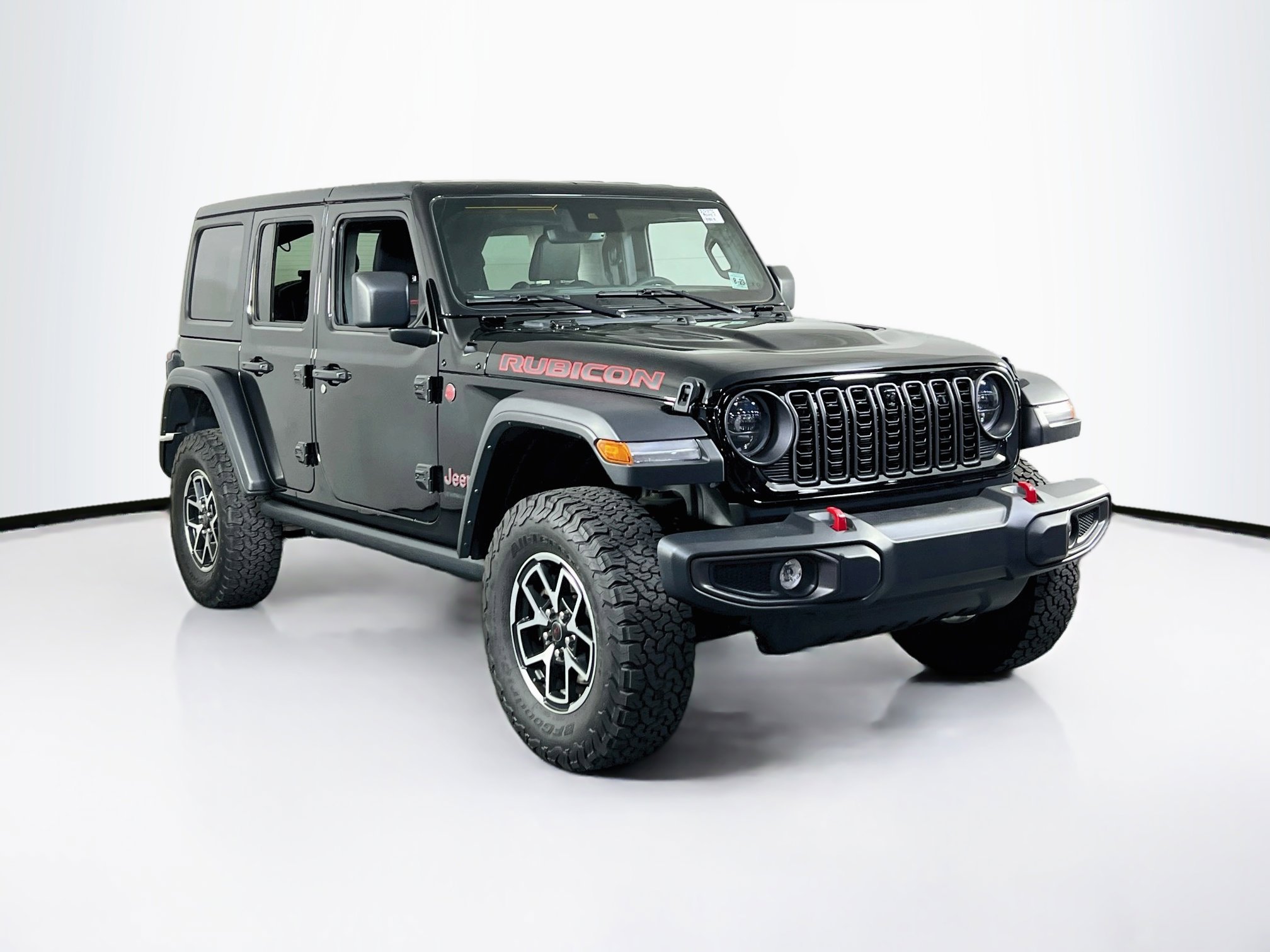 Used 2024 Jeep Wrangler Unlimited Rubicon w/ Dual Top Group AWD/4WD image 3