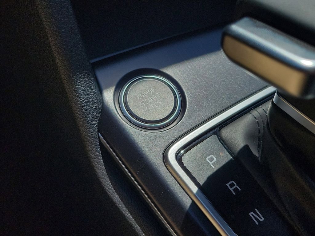 New 2026 Kia Sportage LX w/ LX Convenience Package FWD image 32