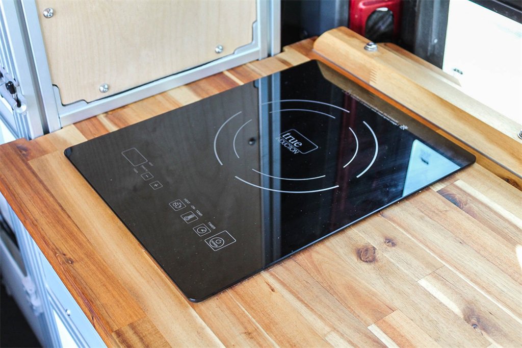 Used 2021 RAM ProMaster 2500 w/ Premium Appearance Group image 23