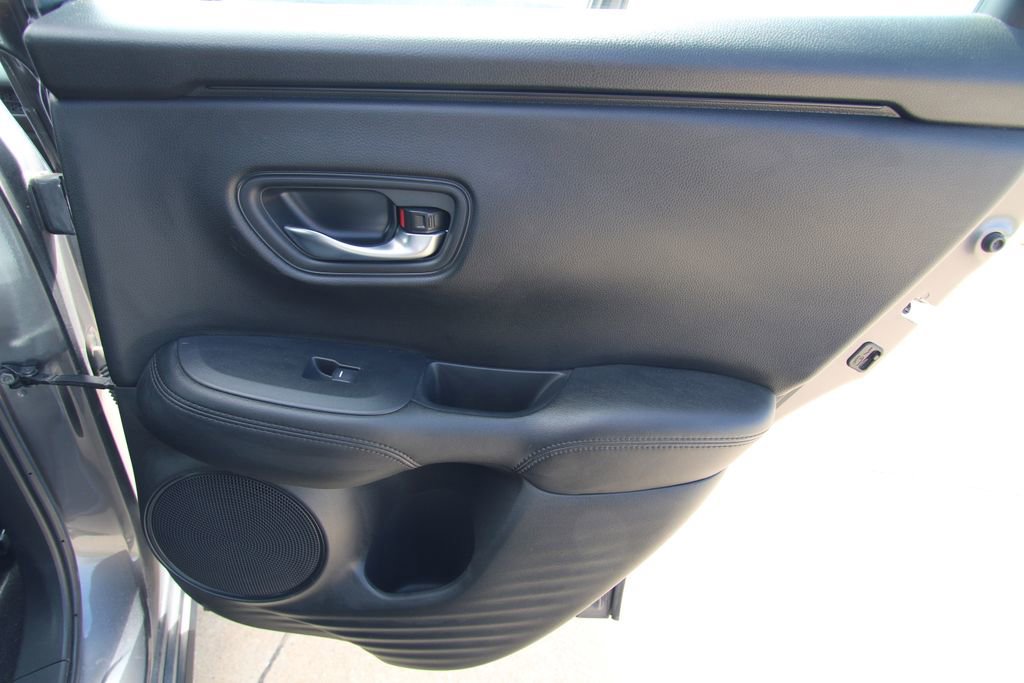 Used 2023 Honda HR-V LX image 36