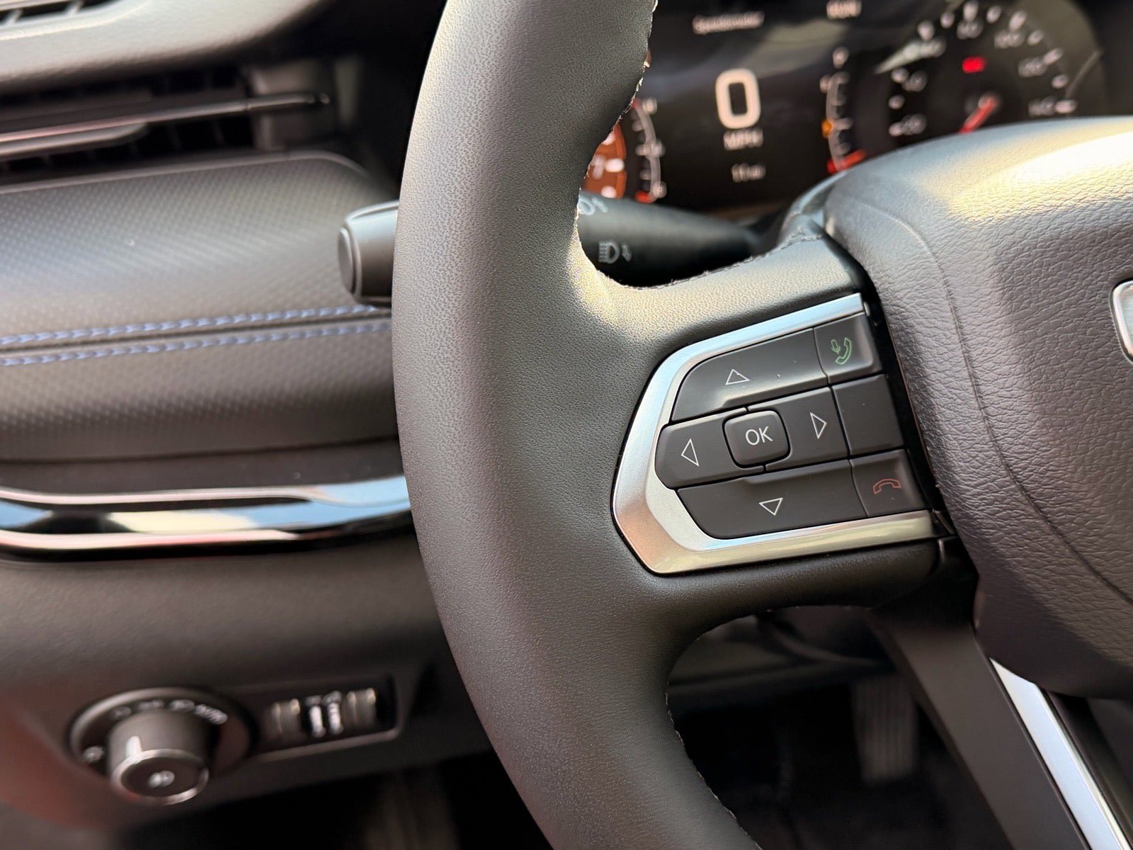New 2026 Jeep Compass Limited image 12