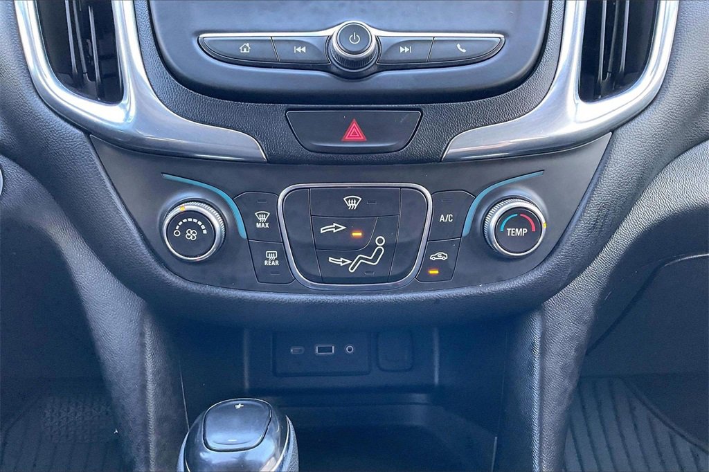 Used 2019 Chevrolet Equinox LT image 32