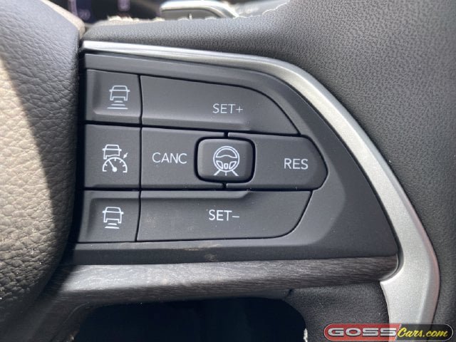 New 2026 Jeep Grand Cherokee Altitude AWD/4WD image 19