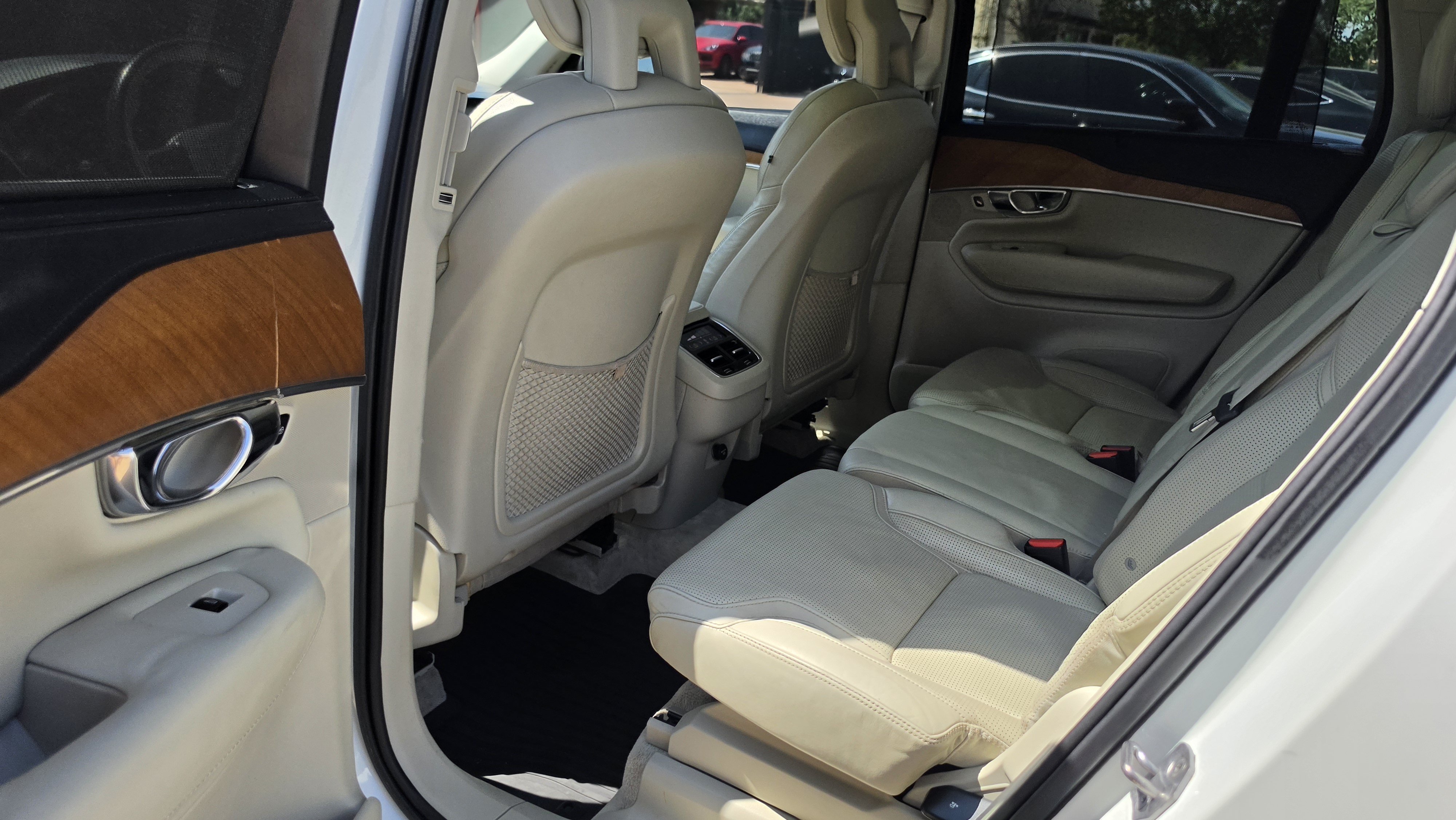 Used 2016 Volvo XC90 T6 Inscription AWD/4WD image 21