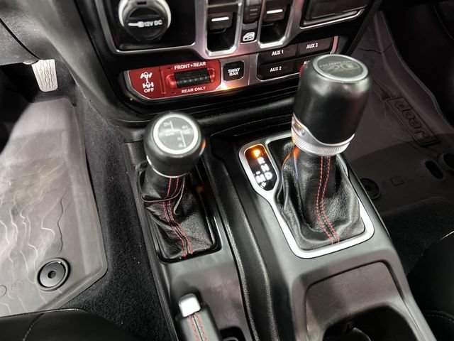 Used 2023 Jeep Wrangler Unlimited Rubicon 4xe AWD/4WD image 16