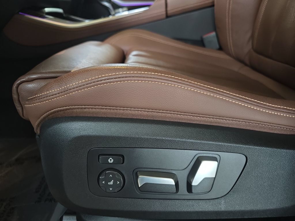 Used 2020 BMW X5 sDrive40i w/ Premium Package RWD image 28