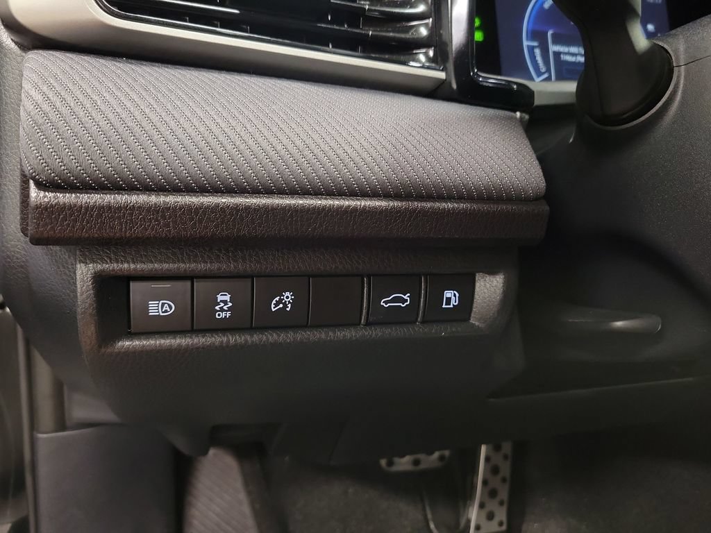 Used 2025 Toyota Camry SE FWD image 27