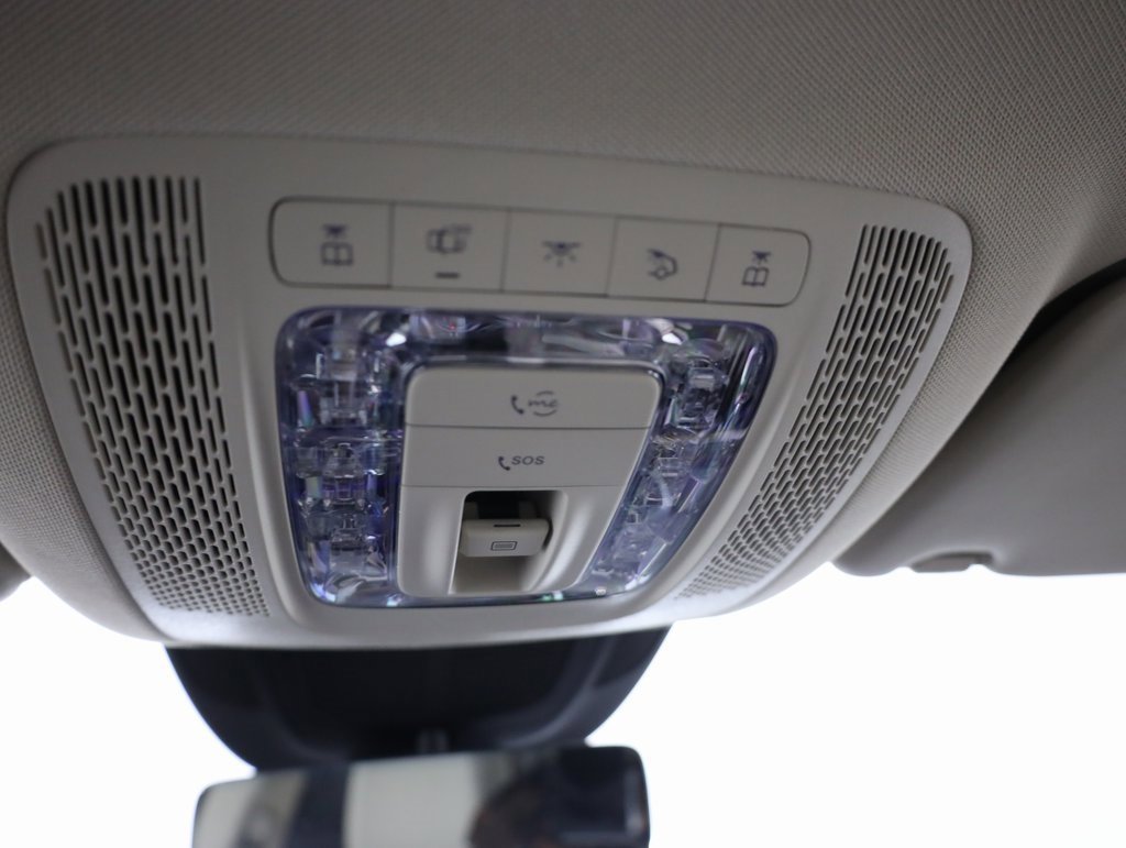 Used 2025 Mercedes-Benz GLS 450 4MATIC image 26