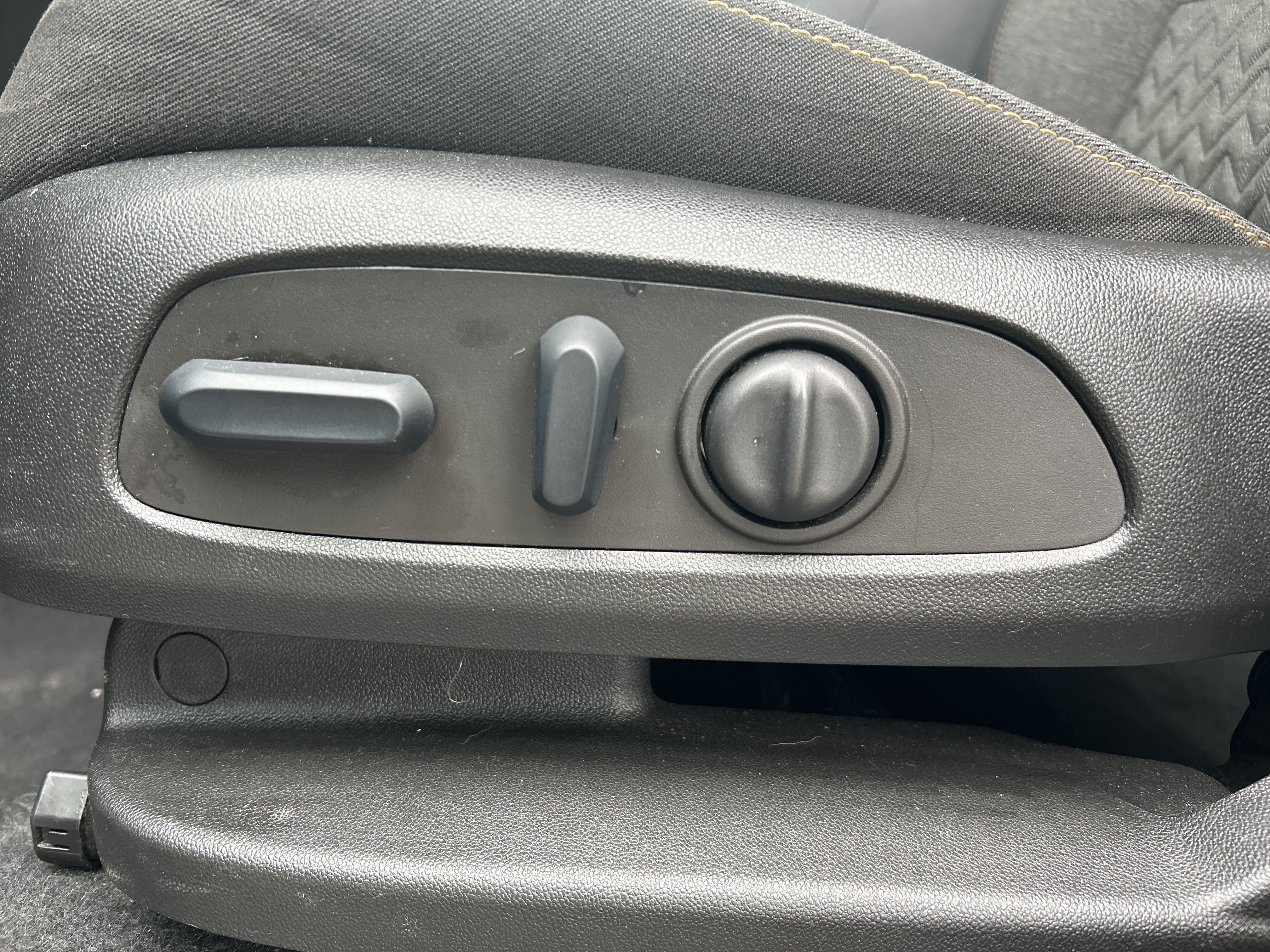 Used 2022 Chevrolet Equinox LT AWD/4WD image 11