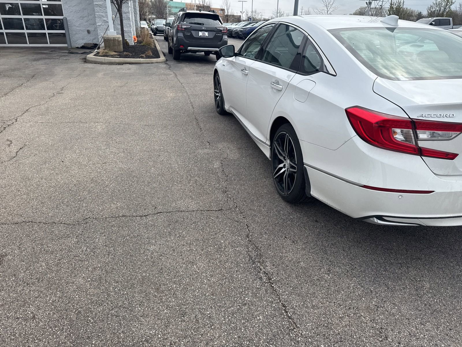 Used 2022 Honda Accord Touring image 11