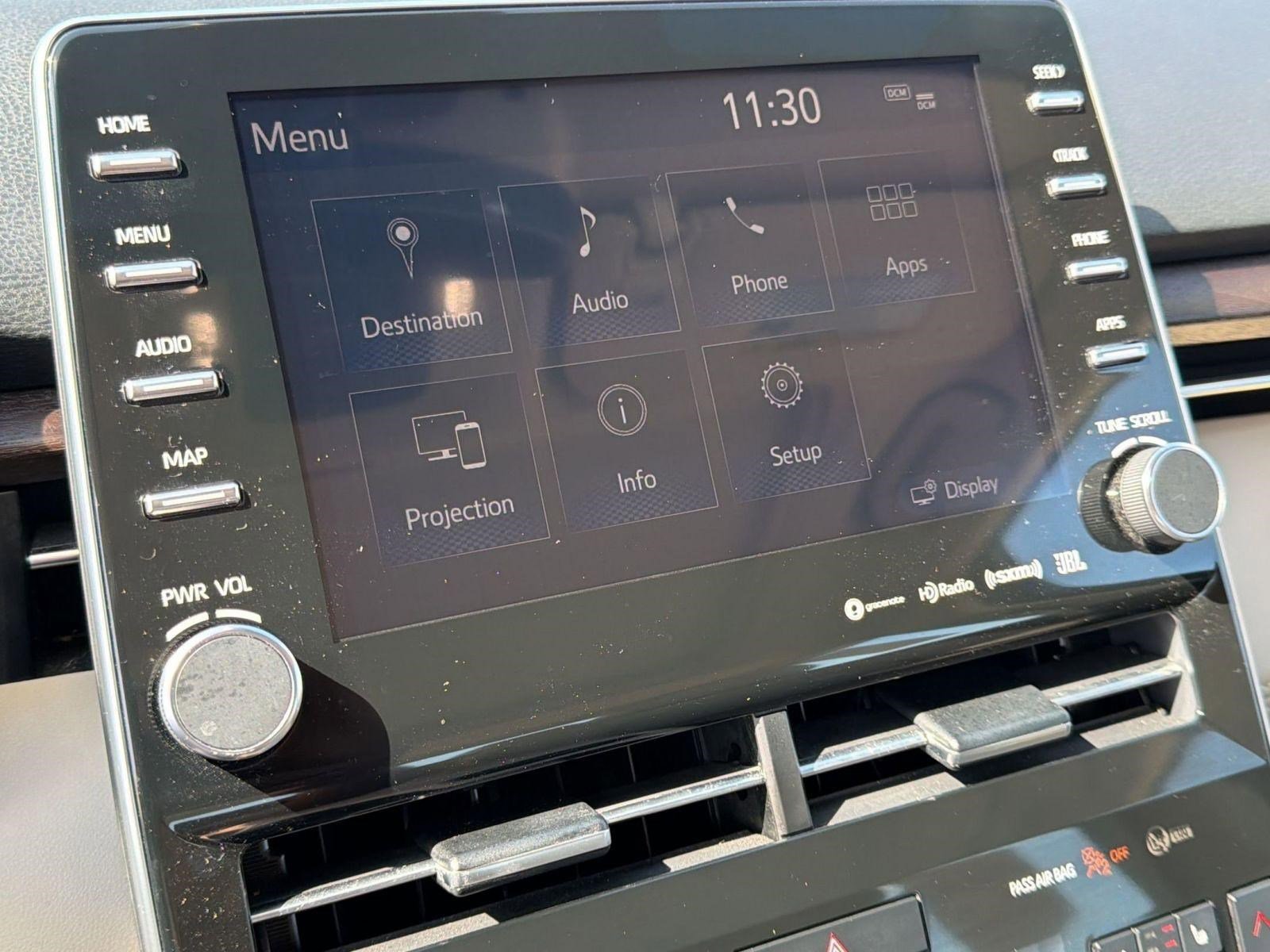 Used 2019 Toyota Avalon Limited image 23