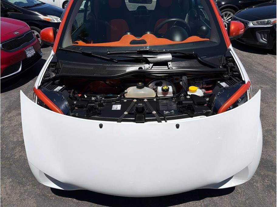 Used 2016 smart fortwo Proxy RWD image 29