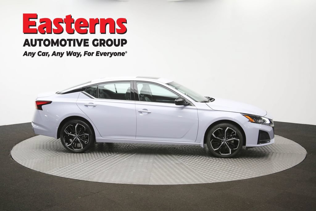 Used 2025 Nissan Altima 2.5 SR w/ SR Premium Package AWD/4WD image 46