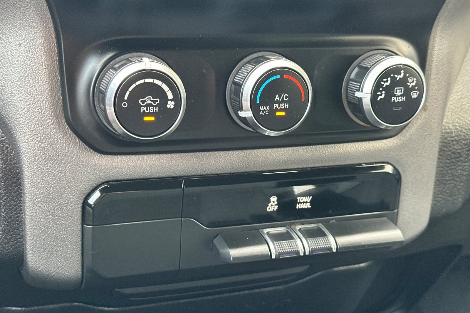 Used 2021 RAM 1500 Big Horn RWD image 26