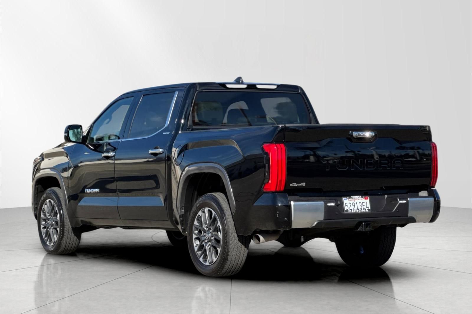 Used 2025 Toyota Tundra Limited image 6