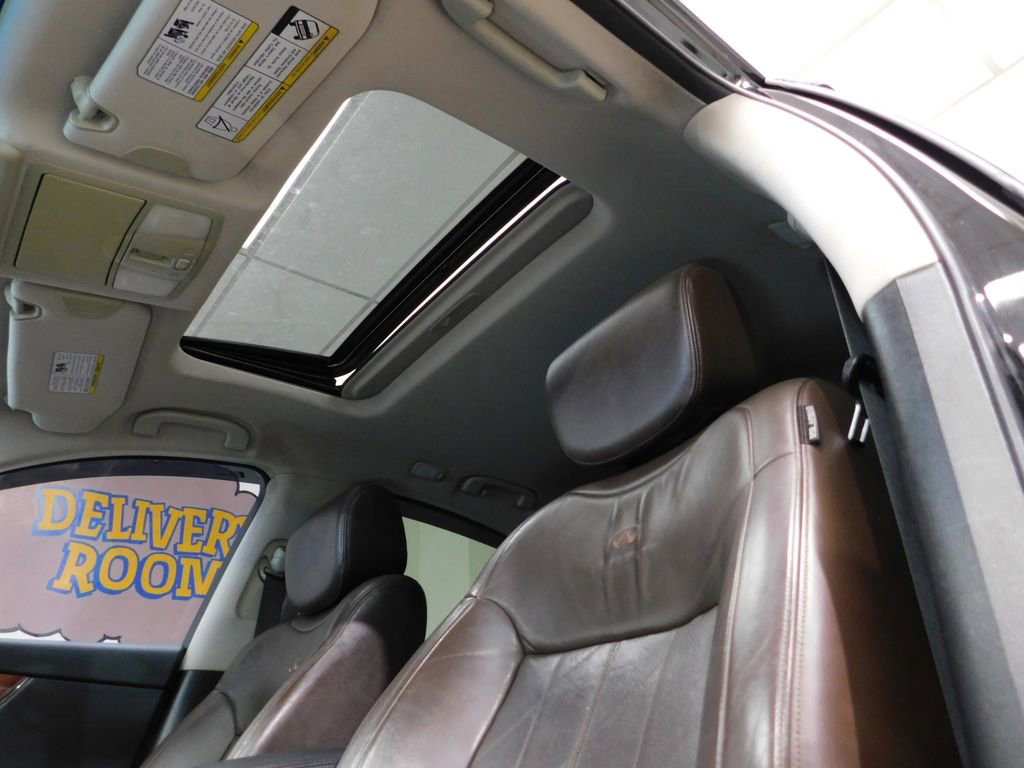 Used 2010 INFINITI FX35 AWD w/ Technology Pkg image 39