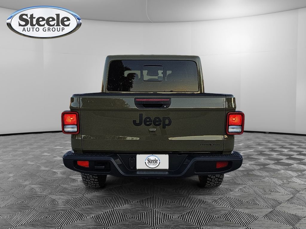 New 2026 Jeep Gladiator Sport image 4